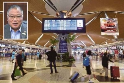 Pada suku pertama tahun lalu, jumlah pelawat antarabangsa ke Malaysia telah mencapai paras bersejarah 10,102,972 orang. Gambar kecil: King Sing
