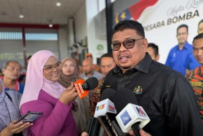 Ab Rauf ketika ditemui selepas merasmikan Sambutan Hari Bomba Sedunia Peringkat Parlimen Masjid Tanah di Balai Bomba dan Penyelamat Masjid Tanah pada Rabu.