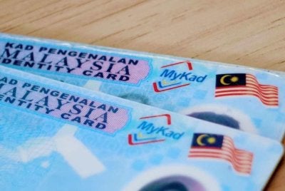 Proses penukaran MyKad Struktur Baharu akan dilaksanakan secara berfasa dan makluman lanjut berhubung tatacara permohonan akan diumumkan dalam masa terdekat.
