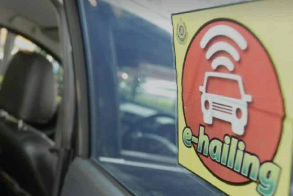 Langkah itu bagi memastikan tiada pemandu e-hailing atau penghantar p-hailing tercicir daripada perlindungan sosial ketika berlaku kemalangan. Foto hiasan