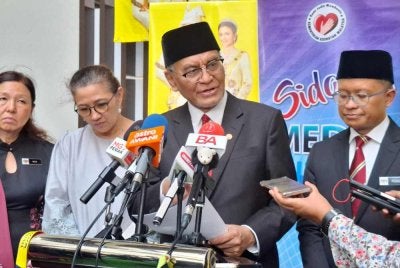 Dzulkefly bercakap kepada pemberita pada Khamis.