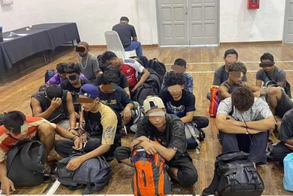 PGA akan terus memperketat kawalan dan memperhebat operasi bagi memastikan keselamatan serta kedaulatan sempadan negara sentiasa terpelihara. - Foto : PGA