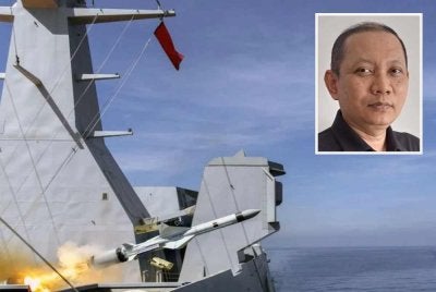 Misil Exocet MM40 Block III buatan Perancis dilihat sesuai kerana kapal jenis Gowind yang digunakan Malaysia sememangnya direka untuk menggunakan sistem tersebut. (Foto MBDA) Gambar kecil: Zaki Salleh