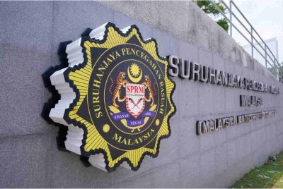 SPRM mengingatkan DBKL untuk memperketat pemantauan dan kawal selia projek pembangunan berhampiran kolam takungan air bagi memastikan semua syarat dan spesifikasi yang ditetapkan dipatuhi sepenuhnya oleh pihak kontraktor. Gambar hiasan