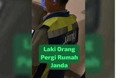 JAINJ menahan seorang lelaki dan wanita disyaki berkhalwat dalam satu serbuan di sebuah rumah teres dua tingkat di Kluang pada petang Khamis.