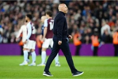 Slot kini tumpu aksi terakhir menentang Brentford. - FOTO: Agensi