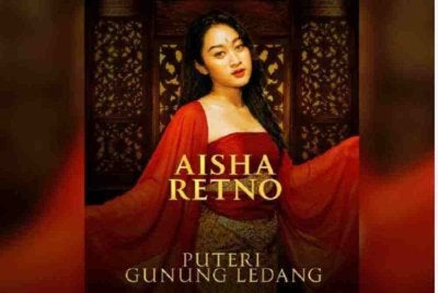  Aisha Retno diumumkan sebagai salah seorang pelakon utama yang bakal membawakan watak Gusti Putri Retno Dumilah dalam pementasan Teater Muzikal Puteri Gunung Ledang.