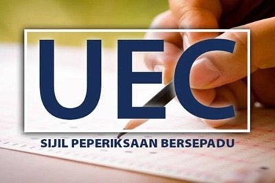 Isu UEC sedang hangat dibincangkan dalam media massa ketika ini. 