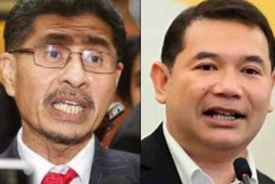 Abdullah Sani (gambar kiri) mendakwa Rafizi kini semakin terdesak sehingga sanggup mencetuskan pelbagai naratif politik bagi meraih perhatian.