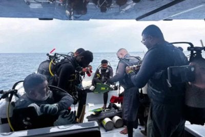 Misi itu dibarisi pasukan pakar dan penyelam elit Eropah. Foto Agensi