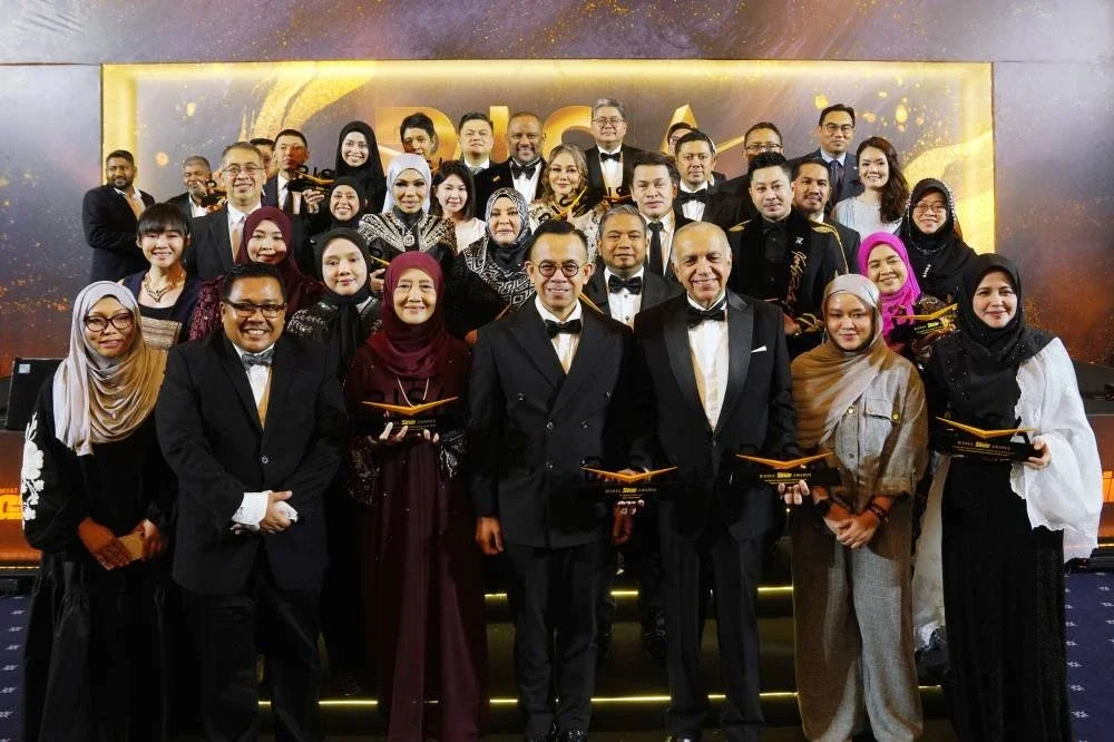 Mohd Al Iman bersama penerima Anugerah BISA 2026 dan tetamu yang hadir.