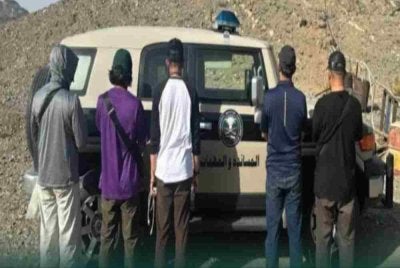 Mereka ditahan oleh pihak berkuasa Arab Saudi. Foto Agensi