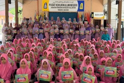 PPIM Perhubungan Kelantan menyatakan sokongan penuh terhadap Program Arafah #QuranHour anjuran PRNNK di bawah Yayasan Ummah yang akan berlangsung serentak di seluruh negara pada 26 Mei ini.
