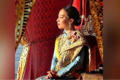 Puteri Bajrakitiyabha dilaporkan mengalami jangkitan serius pada bahagian abdomen.