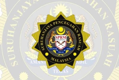 Perintah reman dtelah dibuat SPRM di Mahkamah Majistret Ipoh pada Rabu.