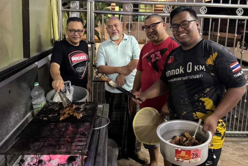 BBQ di MyZura Homestay Pasir Hor.