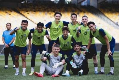 Arif Aiman (dua kiri) kembali disenaraikan dalam skuad JDT bagi perlawanan akhir Piala Malaysia menentang Kuching City malam ini. Foto: Johor Southern Tigers