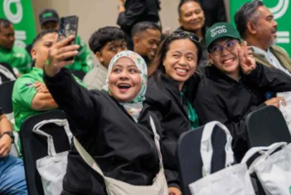 Menurut kajian pada tahun 2026 mendapati sebanyak 74 peratus rakan wanita Grab melaporkan mereka menikmati tahap kebebasan kewangan yang lebih baik menerusi platform tersebut.