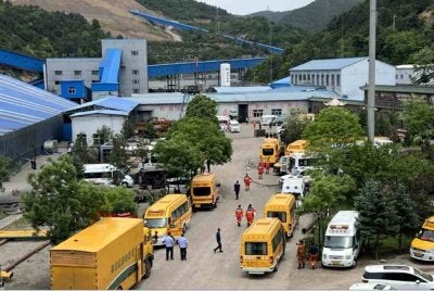 Seramai 755 orang termasuk penyelamat dan petugas perubatan telah ditugaskan di lokasi kejadian. Foto AFP 