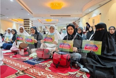 Antara jemaah haji yang menyertai Program Arafah #QuranHour.