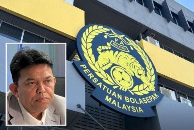 Ahmad Muzakkir (gambar kecil) menegaskan bahawa FAM dan MFL selaku 'kepala' atau peneraju utama perlu memperbetulkan hala tuju demi menyelamatkan ekosistem sukan bola sepak. 