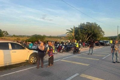 Polis menjalankan operasi selepas menerima aduan berhubung samseng jalanan yang dipercayai sering berkumpul di lokasi berkenaan sehingga mengganggu ketenteraman penduduk. Foto IPD SPT