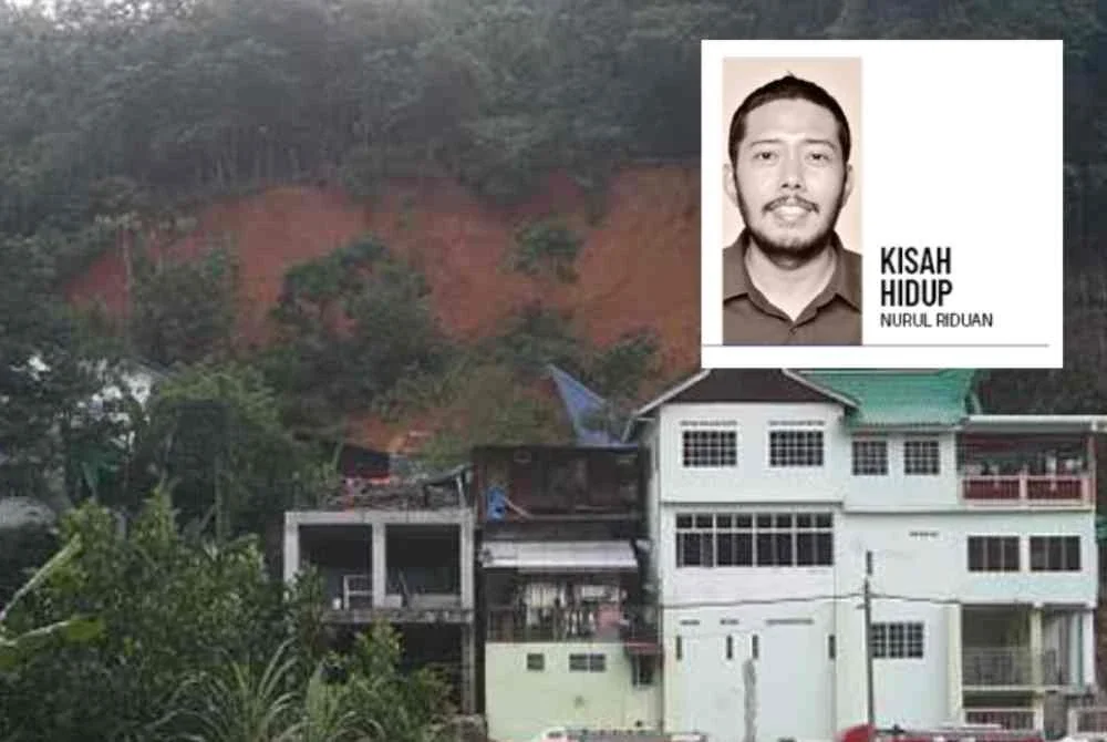Tragedi tanah runtuh di Madrasah Al-Taqwa, FELCRA Semungkis, Hulu Langat pada 21 Mei 2011. Foto media sosial.