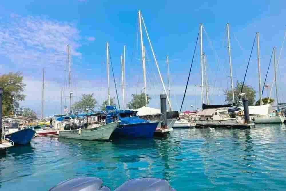 Kuota petrol subsidi di Pulau Tioman yang didakwa tidak lagi mencukupi bagi menampung keperluan harian penduduk setempat. Gambar hiasan 