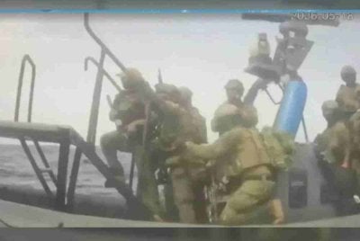 Misi Global Sumud Flotilla (GSF) yang membawa suara kemanusiaan untuk rakyat Gaza bukan sahaja dihalang di perairan antarabangsa, malah aktivis didakwa menjadi mangsa penderaan fizikal dan gangguan seksual yang cukup menjijikkan.