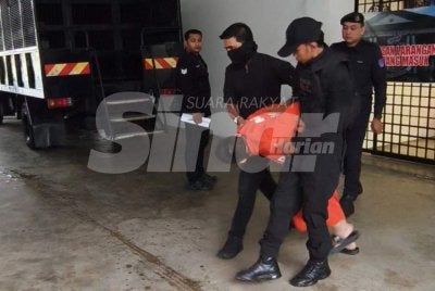 Suspek berusia 32 tahun itu akan didakwa di Mahkamah Sesyen esok. Foto Sinar Harian