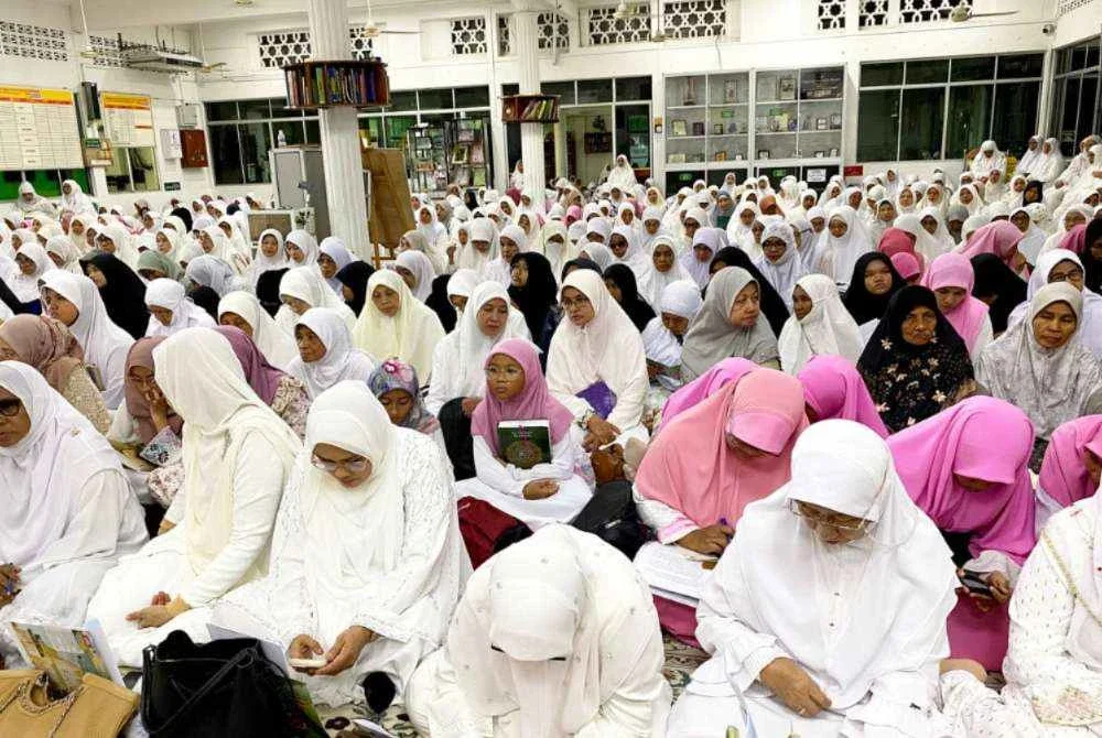 Kesedaran masyarakat terhadap kepentingan menghayati sambutan Hari Arafah semakin meningkat apabila program Arafah #QuranHour menerima sambutan baik setiap kali penganjuran dengan pengisian yang disifatkan semakin berkualiti. Foto SINAR HARIAN/HAZELEN LIANA KAMARUDIN