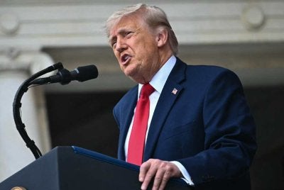 Tahap kesihatan mental Trump mencetuskan keraguan lebih-lebih beliau bakal berusia 80 tahun pada Jun depan.