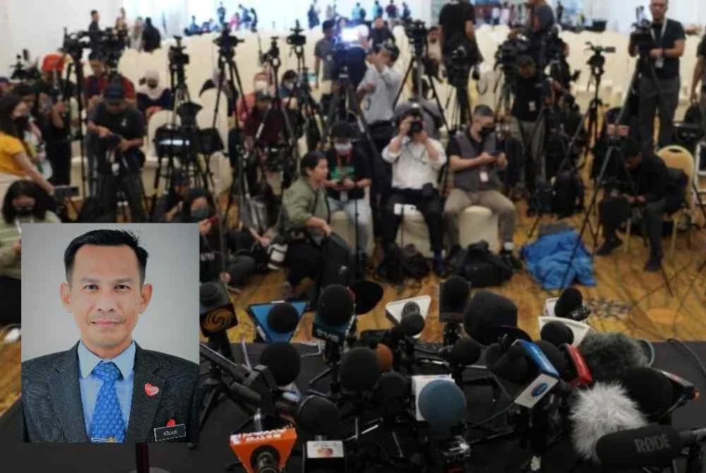 Media berfungsi sebagai platform untuk memastikan maklumat yang disampaikan bukan sahaja tepat, tetapi juga sampai kepada sasaran yang lebih luas. Gambar fail. Gambar kecil: Muhamad Azuan
