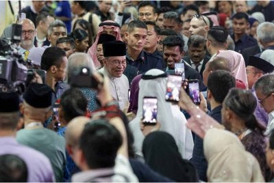 Perdana Menteri, Datuk Seri Anwar Ibrahim ketika hadir bagi merasmikan Pesta Buku Antarabangsa Kuala Lumpur (PBAKL) 2026 di Pusat Dagangan Dunia Kuala Lumpur (WTCKL) hari ini. Foto Bernama 