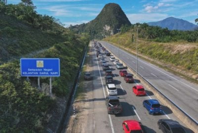 Dalam tempoh tiga tahun akan datang transformasi besar akan berlaku kepada negeri-negeri di Pantai Timur yang bakal mempunyai jaringan pengangkutan lebih baik dan selesa. Foto hiasan - Bernama
