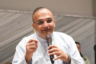 Dr Sathia Prakash