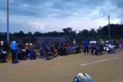 Op Samseng Jalanan bermula 5 petang hingga 1 pagi. Foto PDRM