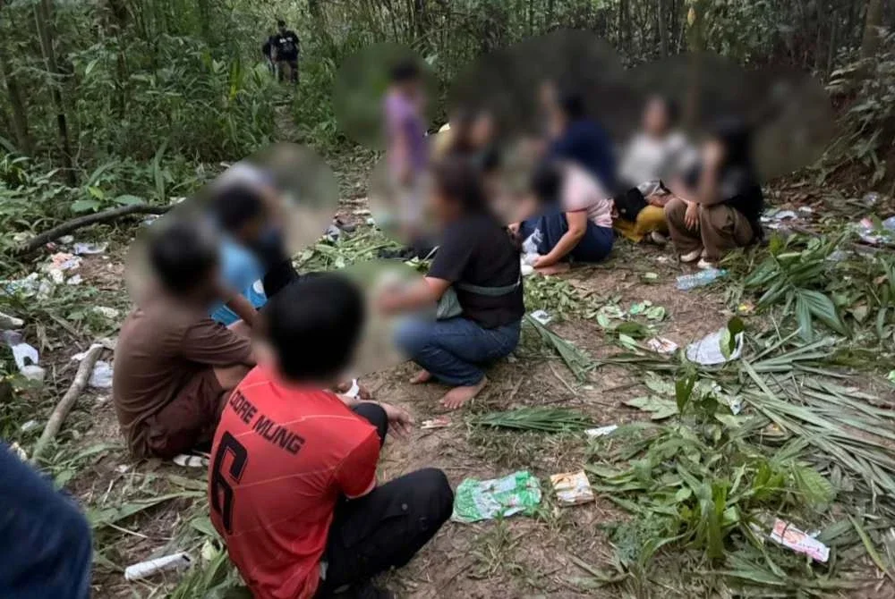 Cubaan 13 warga Myanmar termasuk dua kanak-kanak memasuki negara ini melalui laluan tidak sah di kawasan sempadan di Jeli bagi mencari pekerjaan di Lembah Klang tidak kesampaian apabila mereka dicekup Pasukan Gerakan Am (PGA) dalam Op Taring Wawasan pada Ahad.Foto:PGA