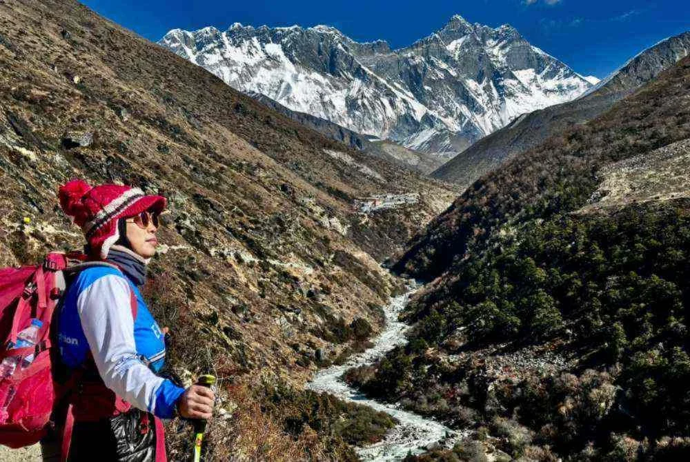 Noraini yang berpengalaman dalam pendakian dalam negara turut mengikuti trek The Everest Base Camp (EBC) di Nepal pada penghujung Disember tahun lalu.