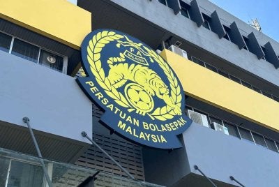Cadangan 94 artikel dalam draf statut baharu FAM oleh AFC membuka perbahasan penting mengenai hala tuju tadbir urus bola sepak negara.
