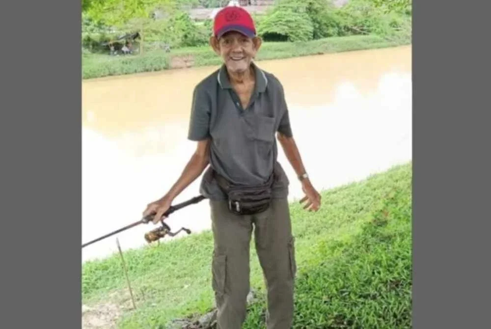 Seorang lelaki warga emas yang dilaporkan hilang selepas memasuki kebun sawit di Felda Palong 3 sejak Ahad