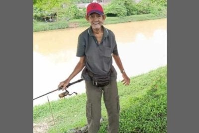 Seorang lelaki warga emas yang dilaporkan hilang selepas memasuki kebun sawit di Felda Palong 3 sejak Ahad