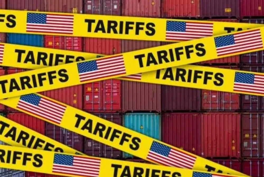 AS merancang mengenakan tarif 10 peratus ke atas beberapa negara termasuk Britain, Kanada, EU, Malaysia, Indonesia dan Taiwan.