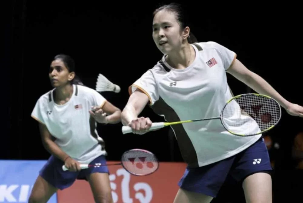 Pearly-Thinaah berjaya meneruskan kemaraan ke pusingan suku akhir Terbuka Indonesia 2026. Foto fail Bernama