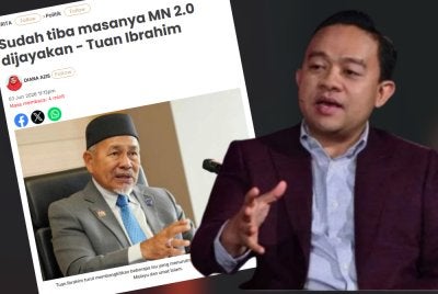 Wan Saiful Wan Jan (kanan) dan laporan Sinar Harian.