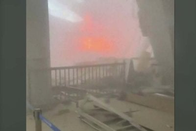 Tangkapan layar video yang tular di media sosial menunjukkan impak serangan itu. Foto: AFP