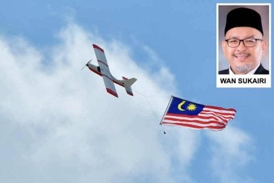 Federalisme diwujudkan untuk membahagikan kuasa antara Persekutuan dan kerajaan negeri. FOTO: Bernama / Mustaqim Khairuddin
