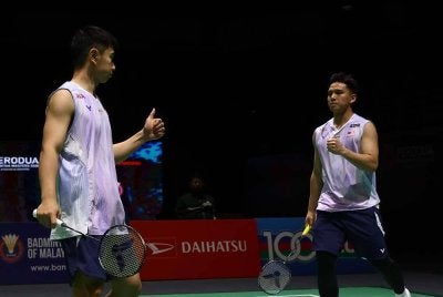 Sze Fei-Izzuddin mara ke separuh akhir Terbuka Indonesia.