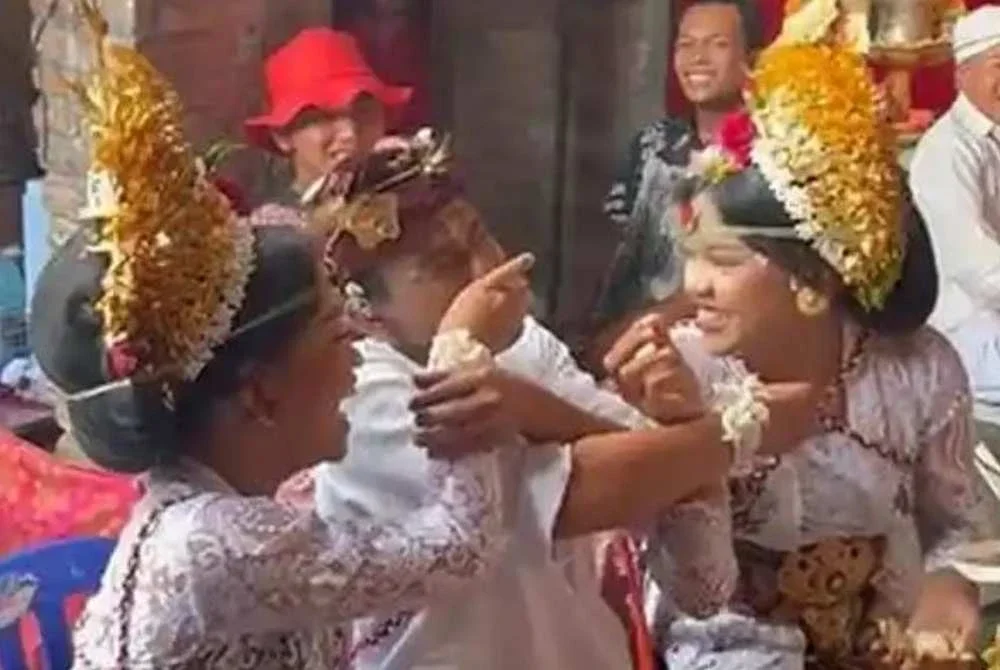 Rakaman hari bahagia mereka yang menjadi tular di media sosial. - Foto Agensi