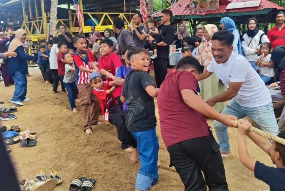 Antara aktiviti dalam Program Rehlah yang mengeratkan lagi silaturahim.